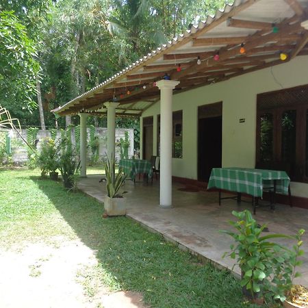 Green Valley Home Stay Talpe Zewnętrze zdjęcie