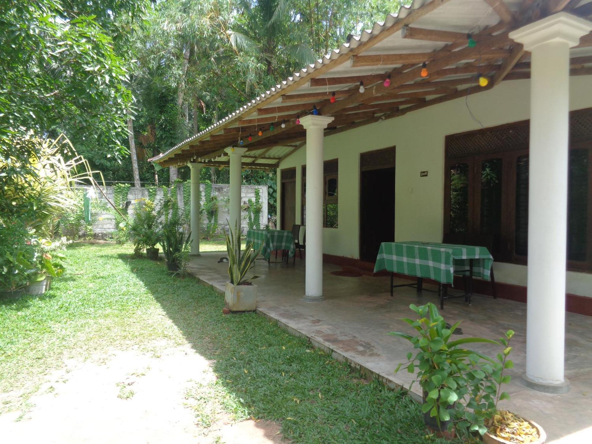 Green Valley Home Stay Talpe Zewnętrze zdjęcie